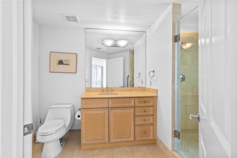 Condo in Fort Lauderdale, Florida, 3 bedrooms № 2413188 - photo 11