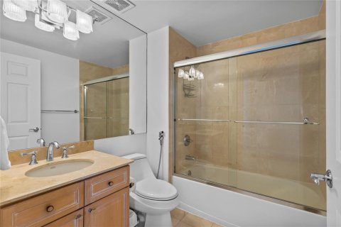Condo in Fort Lauderdale, Florida, 3 bedrooms № 2413188 - photo 24