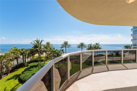Condo in Fort Lauderdale, Florida, 3 bedrooms  № 2413188