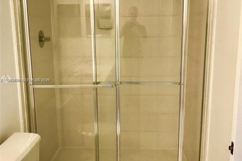 Copropriété à louer à Aventura, Floride: 1 chambre, 84.54 m2 № 2024265 - photo 12