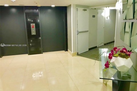 Copropriété à louer à Aventura, Floride: 1 chambre, 84.54 m2 № 2024265 - photo 14