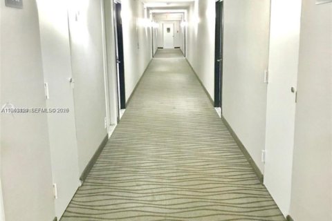 Copropriété à louer à Aventura, Floride: 1 chambre, 84.54 m2 № 2024265 - photo 15