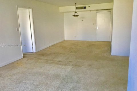 Copropriété à louer à Aventura, Floride: 1 chambre, 84.54 m2 № 2024265 - photo 11