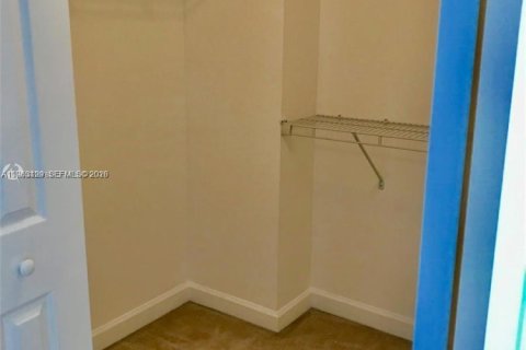 Copropriété à louer à Aventura, Floride: 1 chambre, 84.54 m2 № 2024265 - photo 9