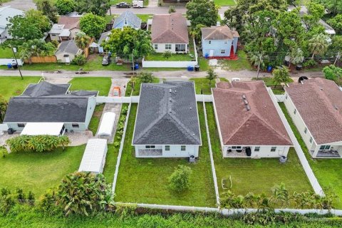 Villa ou maison à vendre à Saint Petersburg, Floride: 3 chambres, 163.42 m2 № 1810836 - photo 25