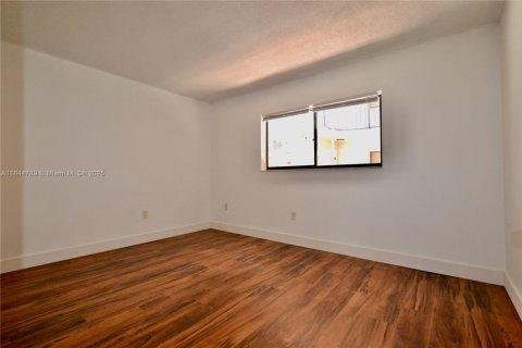 Copropriété à louer à Miami, Floride: 2 chambres, 89.65 m2 № 1840899 - photo 10
