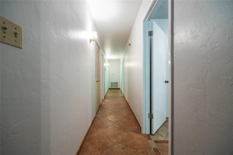 Casa en venta en Gainesville, Florida, 4 dormitorios, 271.74 m2 № 1662137 - foto 24