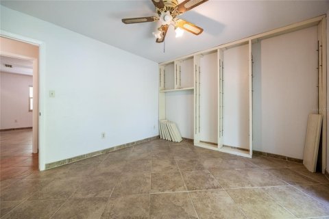 Casa en venta en Gainesville, Florida, 4 dormitorios, 271.74 m2 № 1662137 - foto 29