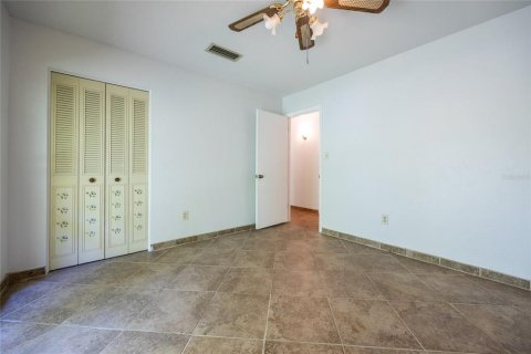 Casa en venta en Gainesville, Florida, 4 dormitorios, 271.74 m2 № 1662137 - foto 30