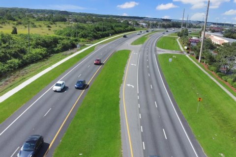 Propiedad comercial en venta en Kissimmee, Florida, 1579.34 m2 № 1909164 - foto 5