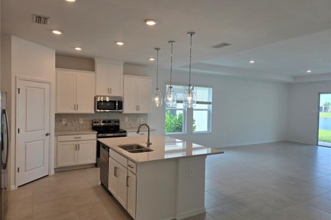 Casa en venta en Port Charlotte, Florida, 3 dormitorios, 226.96 m2 № 1914334 - foto 9