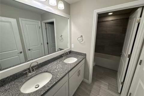 Villa ou maison à vendre à Sarasota, Floride: 4 chambres, 302.4 m2 № 2142745 - photo 12
