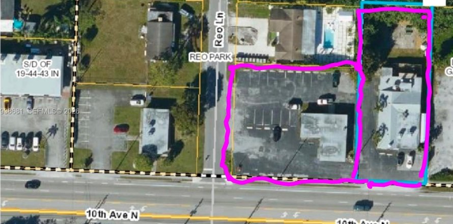 Propiedad comercial en Palm Springs, Florida № 2053924