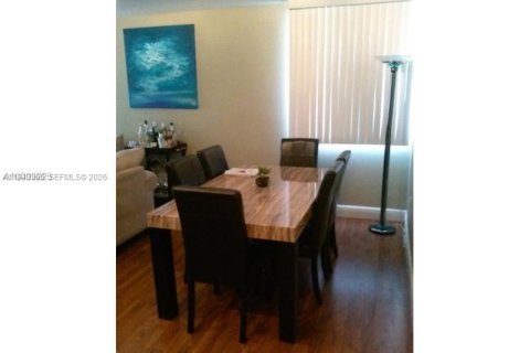 Copropriété à vendre à Miami, Floride: 2 chambres, 84.91 m2 № 2004137 - photo 3