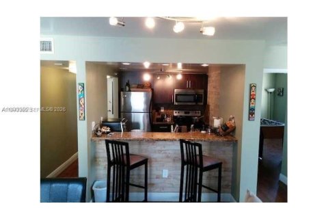 Copropriété à vendre à Miami, Floride: 2 chambres, 84.91 m2 № 2004137 - photo 2