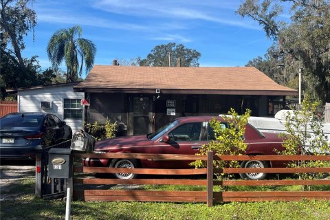 House in Lakeland, Florida 3 bedrooms, 48.31 sq.m. № 1563256 - photo 1