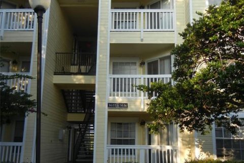 Condominio en alquiler en Orlando, Florida, 1 dormitorio, 62.52 m2 № 1900600 - foto 1