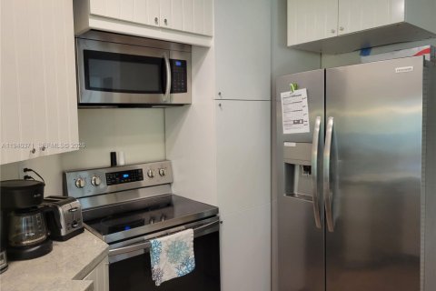 Купить коммерческую недвижимость в Делрей-Бич, Флорида 298.22м2, № 2003204 - фото 6