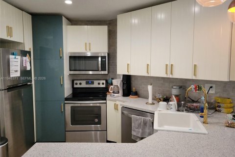 Купить коммерческую недвижимость в Делрей-Бич, Флорида 298.22м2, № 2003204 - фото 27