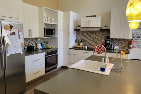 Купить коммерческую недвижимость в Делрей-Бич, Флорида 298.22м2, № 2003204 - фото 15