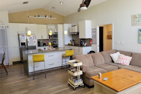 Купить коммерческую недвижимость в Делрей-Бич, Флорида 298.22м2, № 2003204 - фото 13