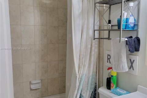 Купить коммерческую недвижимость в Делрей-Бич, Флорида 298.22м2, № 2003204 - фото 29