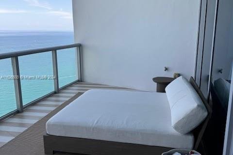 Снять в аренду кондоминиум в Санни-Айлс-Бич, Флорида 4 спальни, 384.71м2, № 1962265 - фото 8