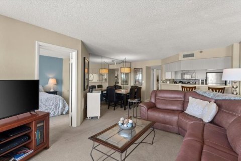 Condominio en venta en Daytona Beach, Florida, 2 dormitorios, 87.7 m2 № 1649266 - foto 11