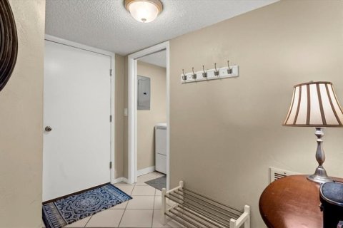 Condominio en venta en Daytona Beach, Florida, 2 dormitorios, 87.7 m2 № 1649266 - foto 5