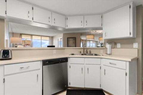 Condominio en venta en Daytona Beach, Florida, 2 dormitorios, 87.7 m2 № 1649266 - foto 13
