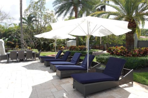 House in Davie, Florida 5 bedrooms, 440.08 sq.m. № 2062589 - photo 14