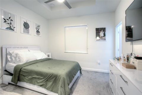 Купить таунхаус в Хомстед, Флорида 3 спальни, 123.37м2, № 2046336 - фото 9