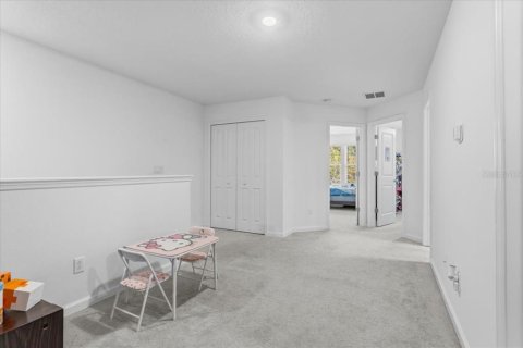 Townhouse in Newberry, Florida 3 bedrooms, 153.94 sq.m. № 2166046 - photo 16