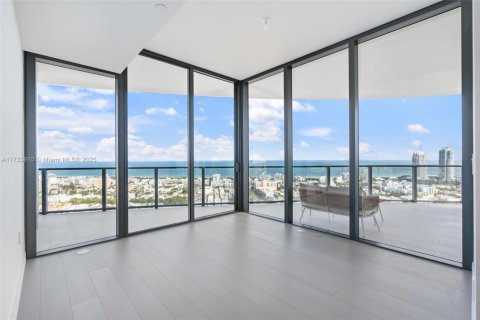 Condominio en venta en Miami, Florida, 4 dormitorios, 295.99 m2 № 1864962 - foto 25