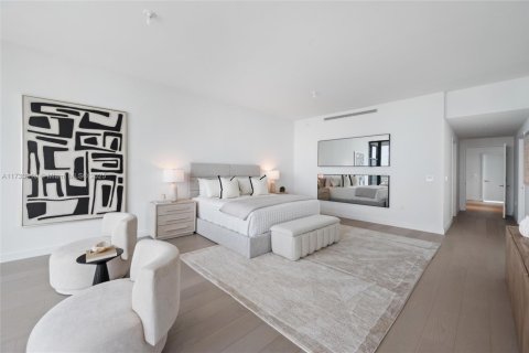 Condominio en venta en Miami, Florida, 4 dormitorios, 295.99 m2 № 1864962 - foto 20