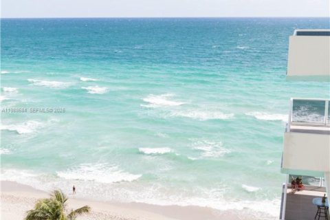 Condominio en alquiler en Hollywood, Florida, 1 dormitorio, 83.24 m2 № 2050700 - foto 21