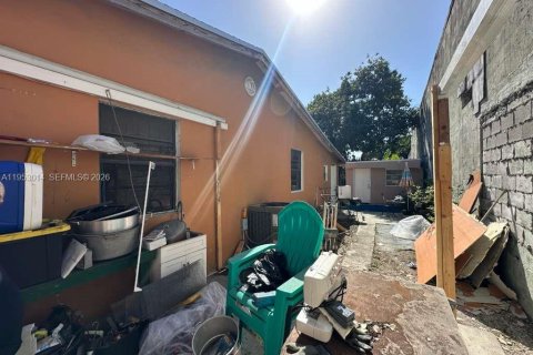 Casa en venta en Miami, Florida, 3 dormitorios, 112.6 m2 № 2007944 - foto 27