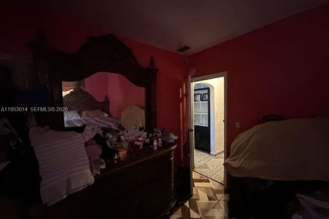 Casa en venta en Miami, Florida, 3 dormitorios, 112.6 m2 № 2007944 - foto 24