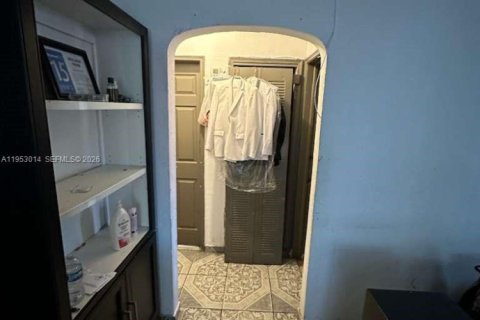 Casa en venta en Miami, Florida, 3 dormitorios, 112.6 m2 № 2007944 - foto 16