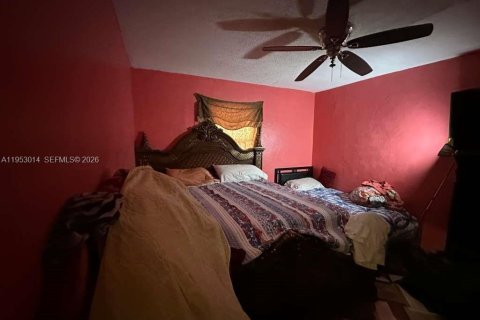 Casa en venta en Miami, Florida, 3 dormitorios, 112.6 m2 № 2007944 - foto 22