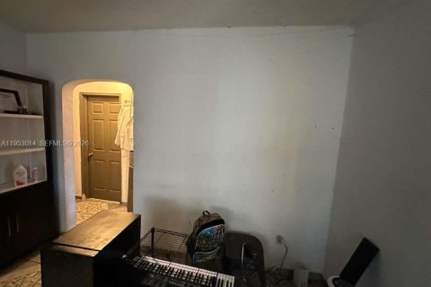 Casa en venta en Miami, Florida, 3 dormitorios, 112.6 m2 № 2007944 - foto 9