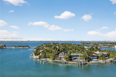 Casa en venta en Miami Beach, Florida, 6 dormitorios, 478.08 m2 № 2031967 - foto 15