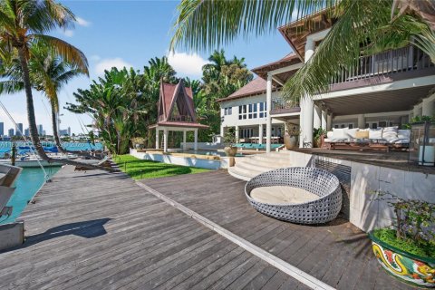 Casa en venta en Miami Beach, Florida, 6 dormitorios, 478.08 m2 № 2031967 - foto 9