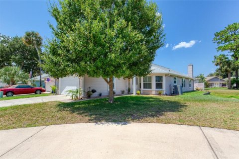 Villa ou maison à vendre à Port Orange, Floride: 2 chambres, 168.62 m2 № 2310427 - photo 11
