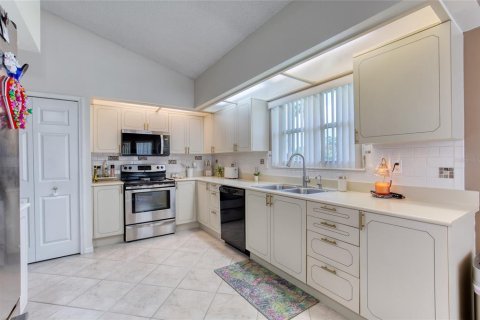 Villa ou maison à vendre à Port Orange, Floride: 2 chambres, 168.62 m2 № 2310427 - photo 16