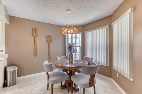 Villa ou maison à vendre à Port Orange, Floride: 2 chambres, 168.62 m2 № 2310427 - photo 13