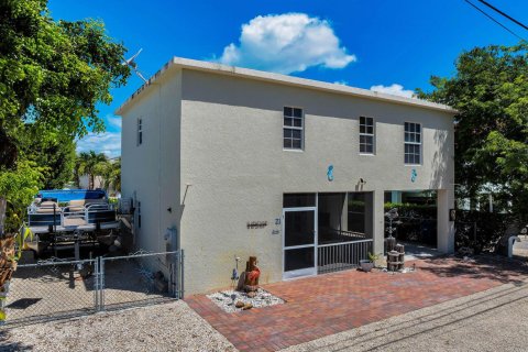 House in Key Largo, Florida 2 bedrooms, 94.39 sq.m. № 2078712