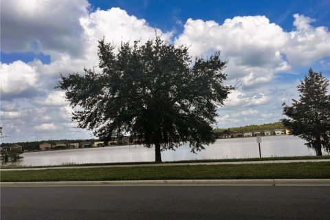 Adosado en alquiler en Orlando, Florida, 3 dormitorios, 149.94 m2 № 1885651 - foto 3