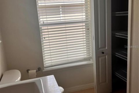 Adosado en alquiler en Orlando, Florida, 3 dormitorios, 149.94 m2 № 1885651 - foto 12