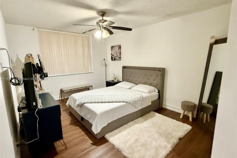 Copropriété à vendre à Coral Springs, Floride: 3 chambres, 105.91 m2 № 2082573 - photo 15